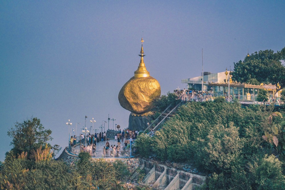 Kyaiktiyo Pagoda, Burma