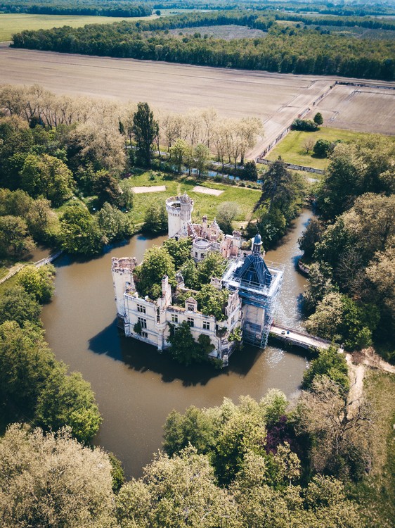 Mothe-Chandeniers, France